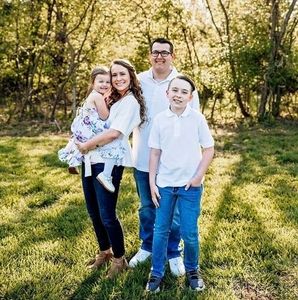 Meet your Posher, Whitney